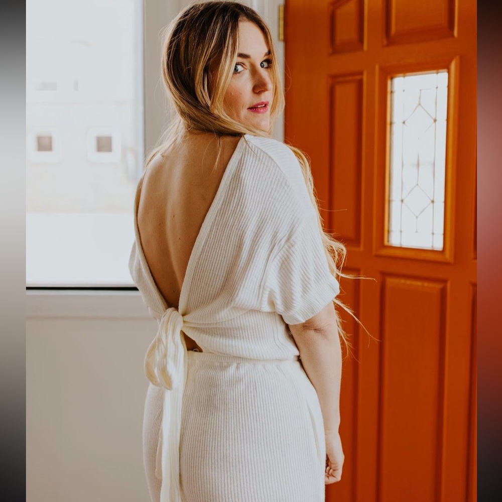 vada winter Unique Low Back Knit Jumpsuit in Cream